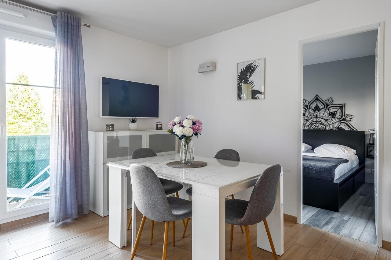 1 Bedroomed Camille Near Disneyland Paris Маньи-ле-Онгр Экстерьер фото